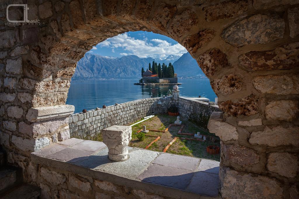 Apartment San Marco Risan Bagian luar foto