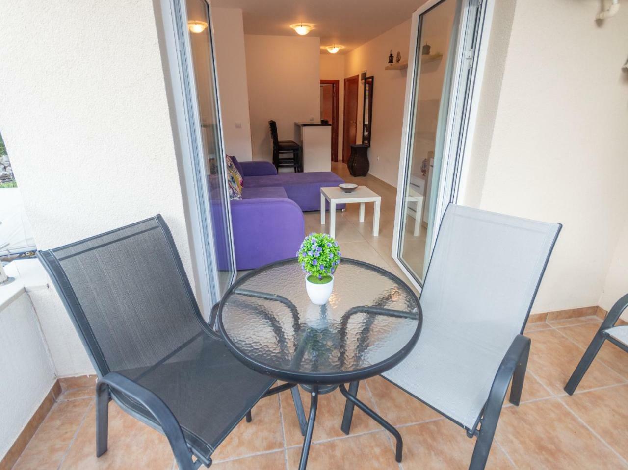 Apartment San Marco Risan Bagian luar foto